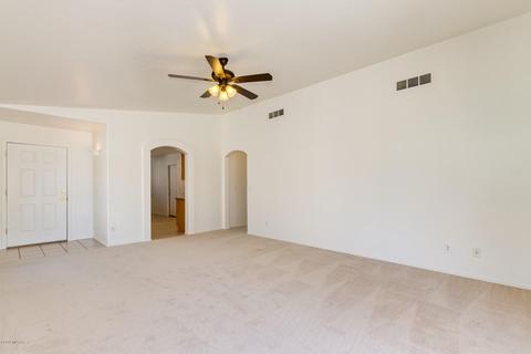 8458 E Sarnoff Ridge Loop, Tucson, AZ 85710 photo 4