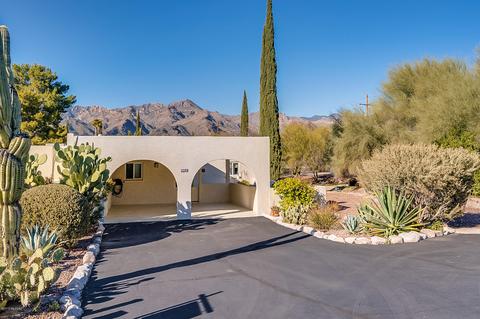 8035 E Shadow Ln, Tucson, AZ 85750 photo 2