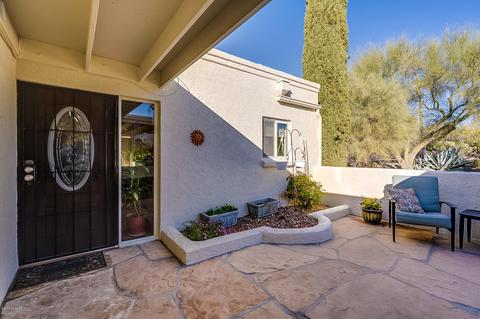 8035 E Shadow Ln, Tucson, AZ 85750 photo 5