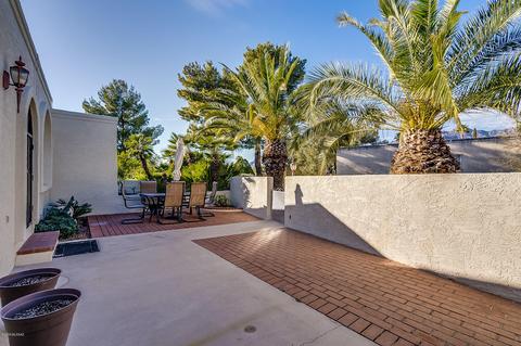 8035 E Shadow Ln, Tucson, AZ 85750 photo 27