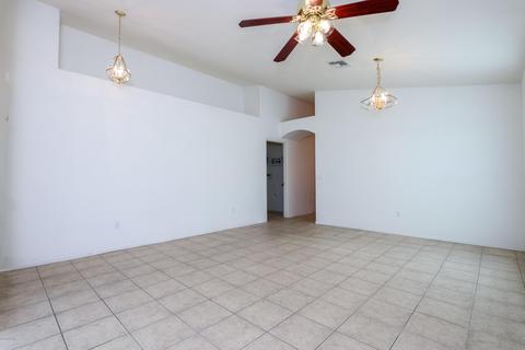 5862 E Chaucers Dr, Tucson, AZ 85756 photo 3