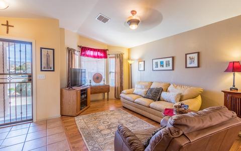 10101 E Axe Handle Ct, Tucson, AZ 85748 photo 3