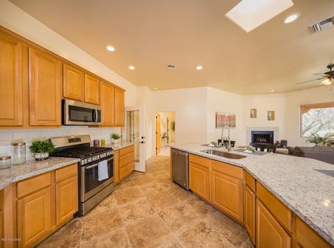2080 N Tanque Verde Loop Rd, Tucson, AZ 85749 photo 14