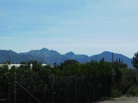 3320 E Lamb Dr, Tucson, AZ 85739 photo 3
