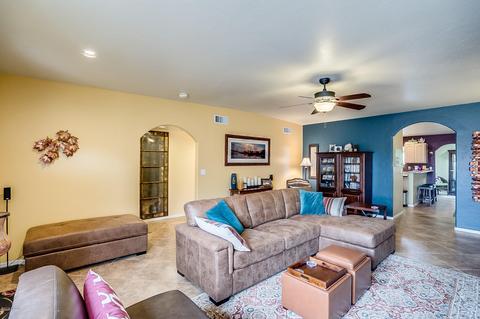 518 E Savannah St, Vail, AZ 85641 photo 3
