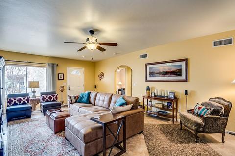 518 E Savannah St, Vail, AZ 85641 photo 2