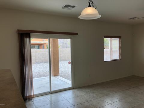 7047 S Red Maids Dr, Tucson, AZ 85756 photo 6
