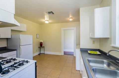 525 E Speedway Blvd, Tucson, AZ 85705 photo 13