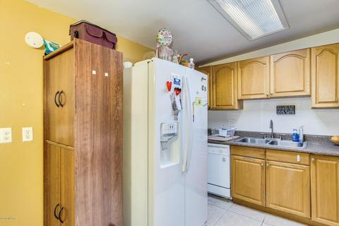 4310 E Sylvane St, Tucson, AZ 85711 photo 3