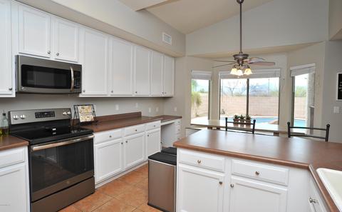 7611 S Laurel Willow Dr, Tucson, AZ 85747 photo 6