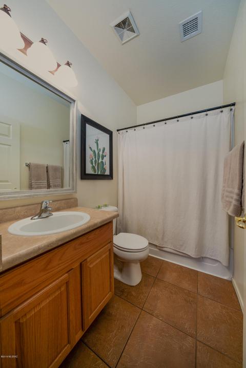 7860 S Sentinal Stone Dr, Tucson, AZ 85756 photo 13