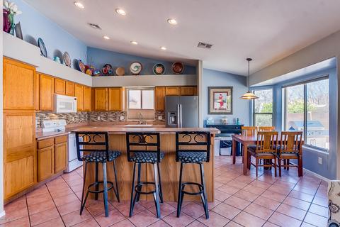 371 E Streams Edge Pl, Tucson, AZ 85737 photo 9