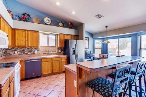 371 E Streams Edge Pl, Tucson, AZ 85737 photo 4