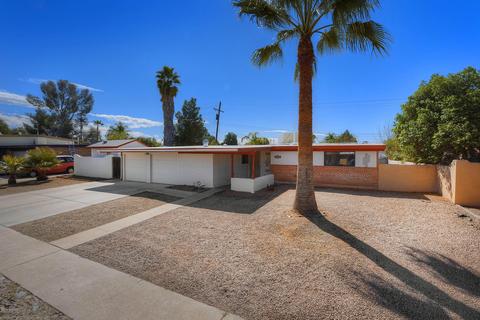 8032 E 2nd St, Tucson, AZ 85710 photo 2