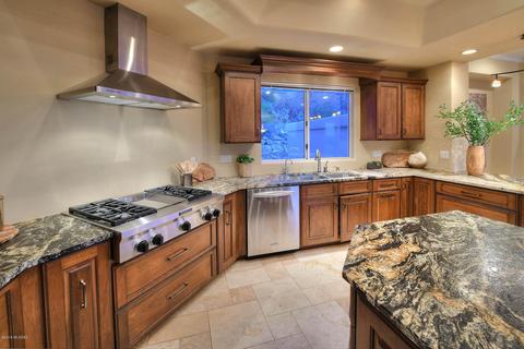 3260 E Sun Cloud Pl, Tucson, AZ 85718 photo 14