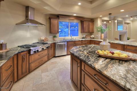 3260 E Sun Cloud Pl, Tucson, AZ 85718 photo 11