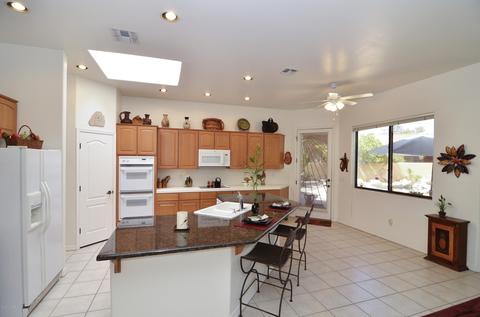 151 E Silverstone Pl, Tucson, AZ 85737 photo 7