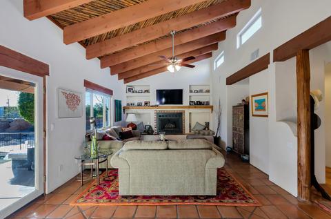 8750 E Bears Path Rd, Tucson, AZ 85749 photo 4