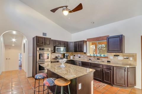 8750 E Bears Path Rd, Tucson, AZ 85749 photo 11