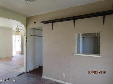 534 N Curtis Ave, Willcox, AZ 85643 photo 8