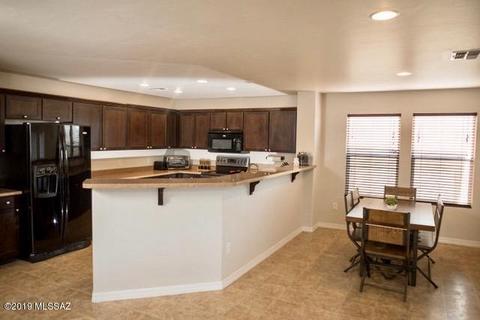 4858 E Desert Thorn Dr, Tucson, AZ 85756 photo 4