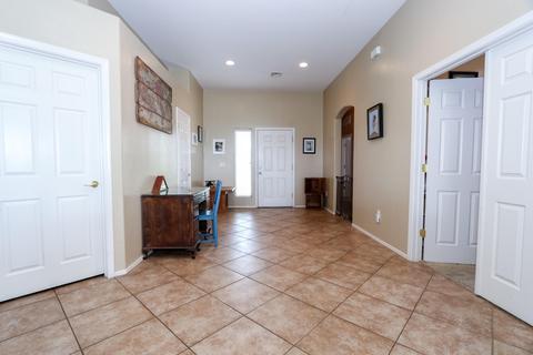 697 E Blue Rock Way, Vail, AZ 85641 photo 4