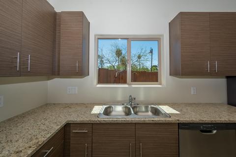 1093 E Irwin Pl, Tucson, AZ 85719 photo 8