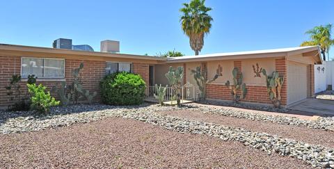 8932 E 35th Cir, Tucson, AZ 85710 photo 2