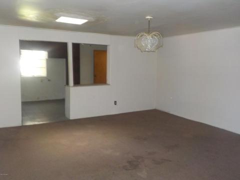 133 E Charles St, Nogales, AZ 85621 photo 4