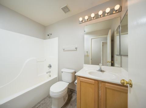 10164 E Desert Crossings Way, Tucson, AZ 85747 photo 17