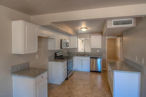 7141 E Sylvane Dr, Tucson, AZ 85710 photo 9