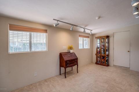 5812 E 30th St, Tucson, AZ 85711 photo 11