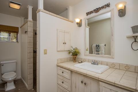 2171 E Circulo Solaz, Tucson, AZ 85718 photo 12