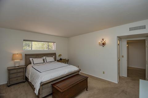 2171 E Circulo Solaz, Tucson, AZ 85718 photo 10