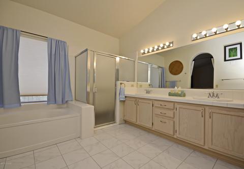 10649 E Barclay Park Loop, Tucson, AZ 85748 photo 22
