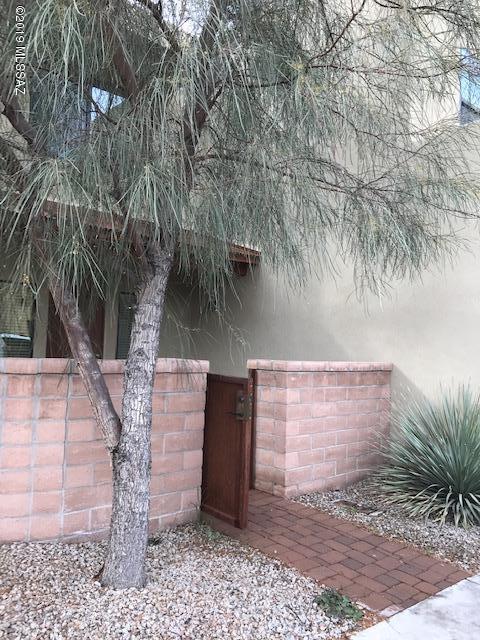 4177 N Rustic Iron Path, Tucson, AZ 85705 photo 3