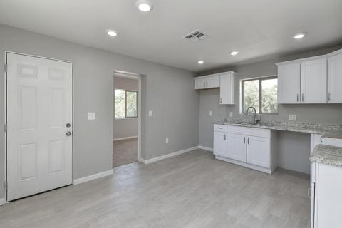343 E 30th St, Tucson, AZ 85713 photo 6