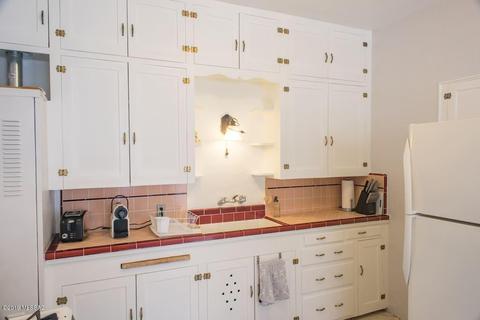 825 E 829 E 8th St, Tucson, AZ 85719 photo 3