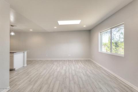 3658 E 32nd St, Tucson, AZ 85713 photo 4