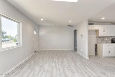 3658 E 32nd St, Tucson, AZ 85713 photo 5