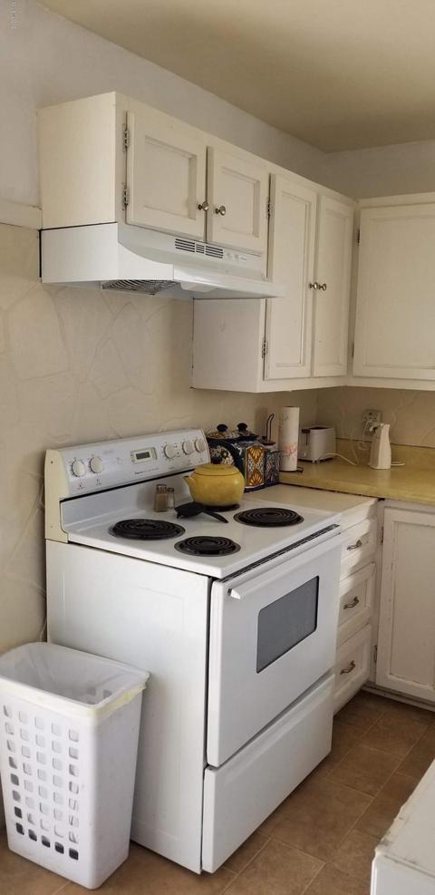 223 S Biddle Ave, Willcox, AZ 85643 photo 9