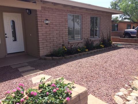 9712 E Watson Dr, Tucson, AZ 85730 photo 3