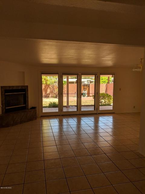 7217 E 29th St, Tucson, AZ 85710 photo 3