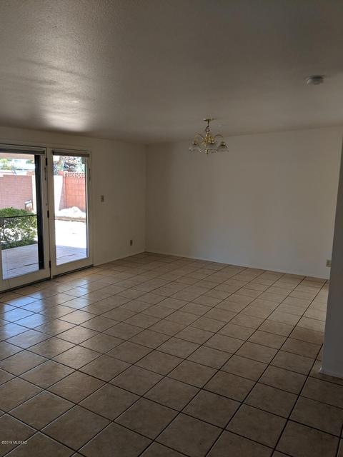 7217 E 29th St, Tucson, AZ 85710 photo 4