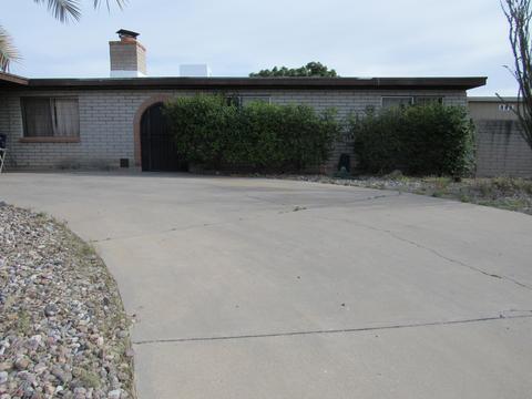 9732 E Watson Dr, Tucson, AZ 85730 photo 2