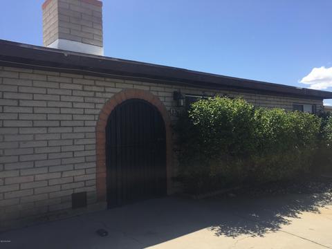 9732 E Watson Dr, Tucson, AZ 85730 photo 3