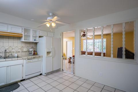 9562 E Myra Dr, Tucson, AZ 85730 photo 5