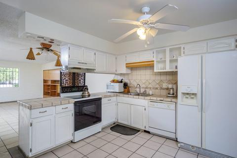9562 E Myra Dr, Tucson, AZ 85730 photo 6