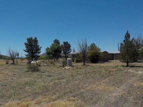 6462 E Trails End Rd, Pearce, AZ 85625 photo 4