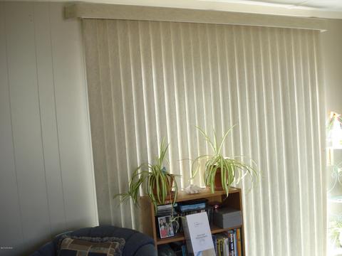 259 E Pearl St, Benson, AZ 85602 photo 3